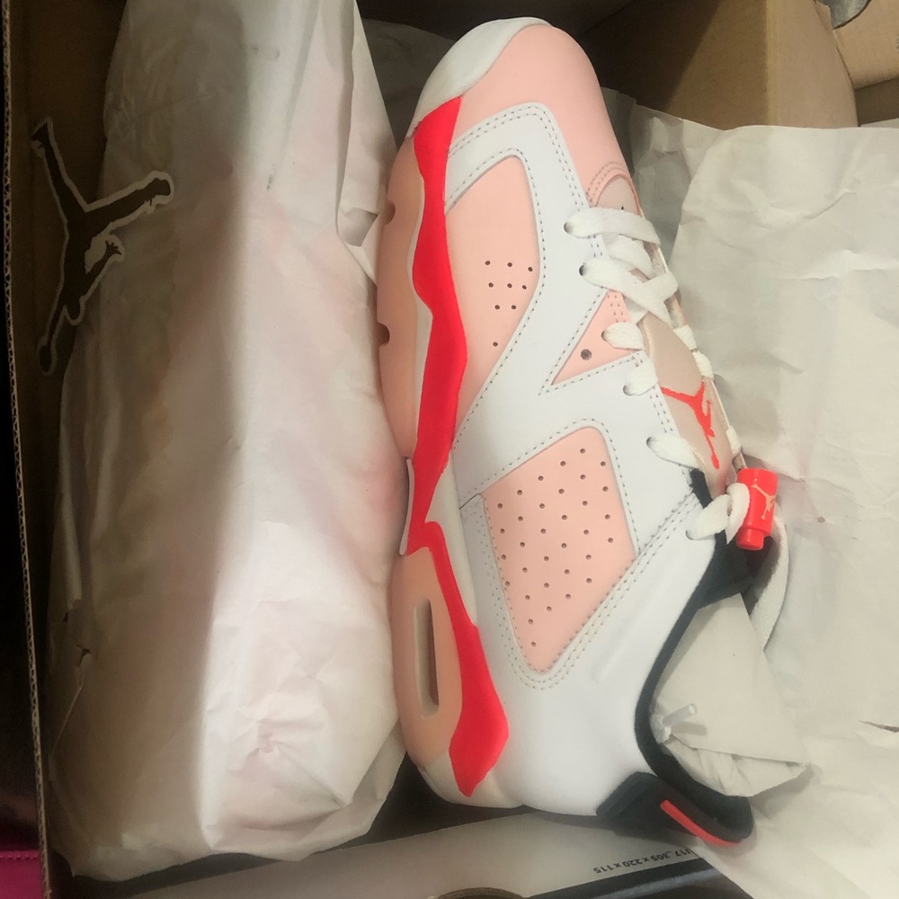 GS size 6.5y .. brand new in box